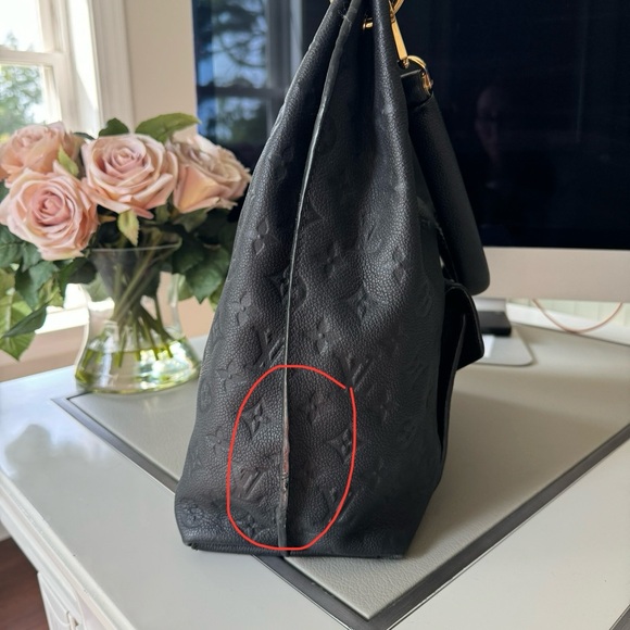 Louis Vuitton Black Monogram Bag with Gold Accents - Picture 8 of 12